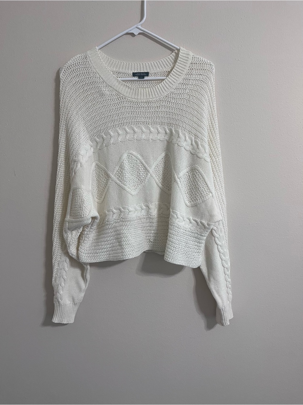 Classic Cable-Knit Crewneck Sweater in Cream